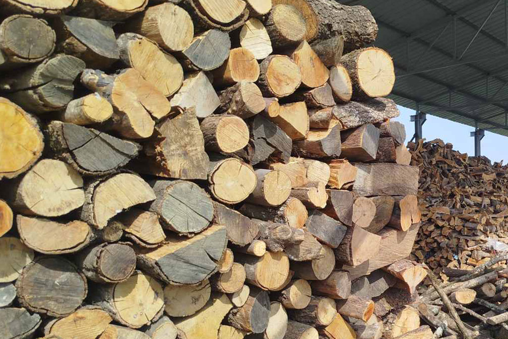 Καυσόξυλα Δρυς - Ξυλεία για τζάκι Αγρίνιο